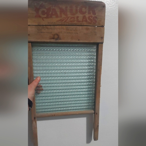 Classic Canadiana! Canuck Glass Vintage Wash Board: Washing Washer Laundry Room - Picture 1 of 2